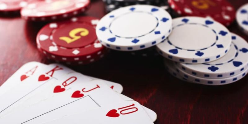 Cập Nhật Luật Poker Quốc Tế Phiên Bản Mới Nhất 2024 Nguyên tắc về hand bài xì tố